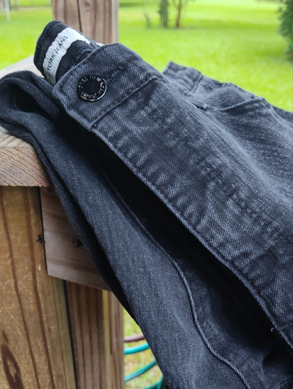 Jones New York Straight Leg Jeans With Bleached AREA ON BACK OF HEM 20W - Picture 9 of 10